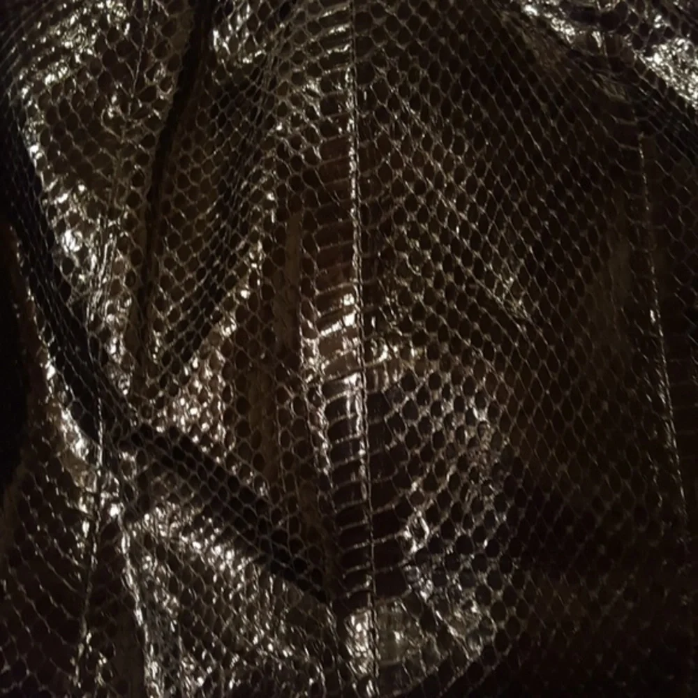 J. RENEE BLACK SNAKE VINTAGE‎ SHOULDER BAG